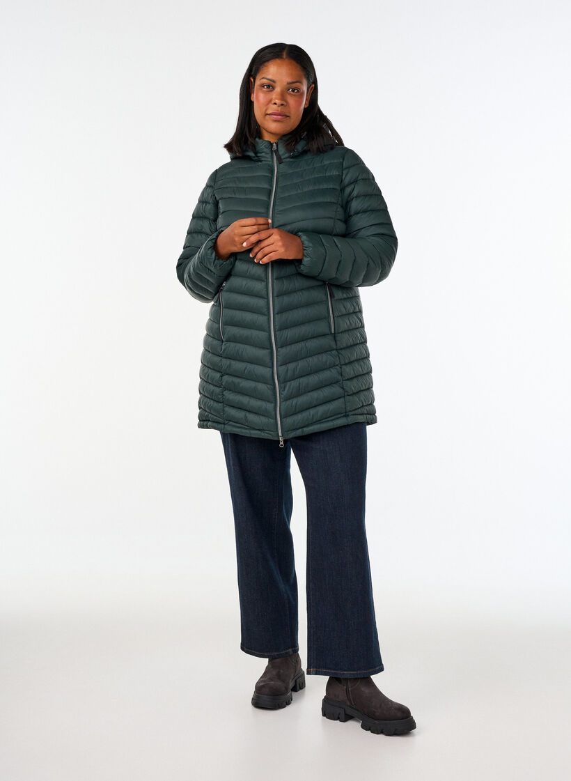 L&auml;ttviktsjacka med fickor och avtagbar huva, Gr&ouml;n, Model image number 1