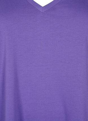 Kortärmad t-shirt med v-hals, Ultra Violet, Packshot image number 2