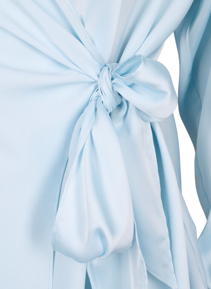 Partyblus i satin i omlottmodell, Delicate Blue, Packshot image number 3