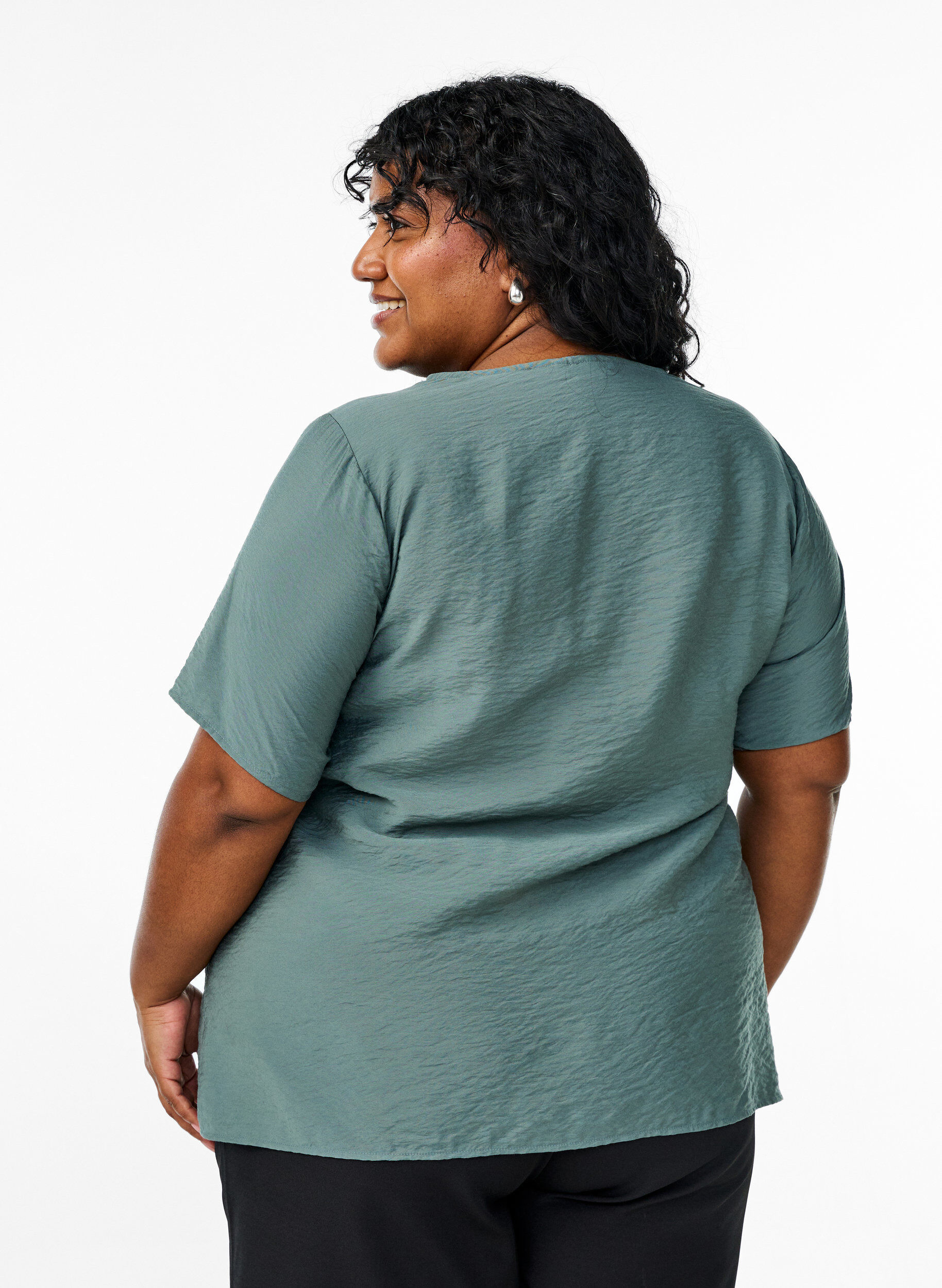 Zizzi Kort&auml;rmad viskosblus med spetskant, Gr&ouml;n, Model image number 2