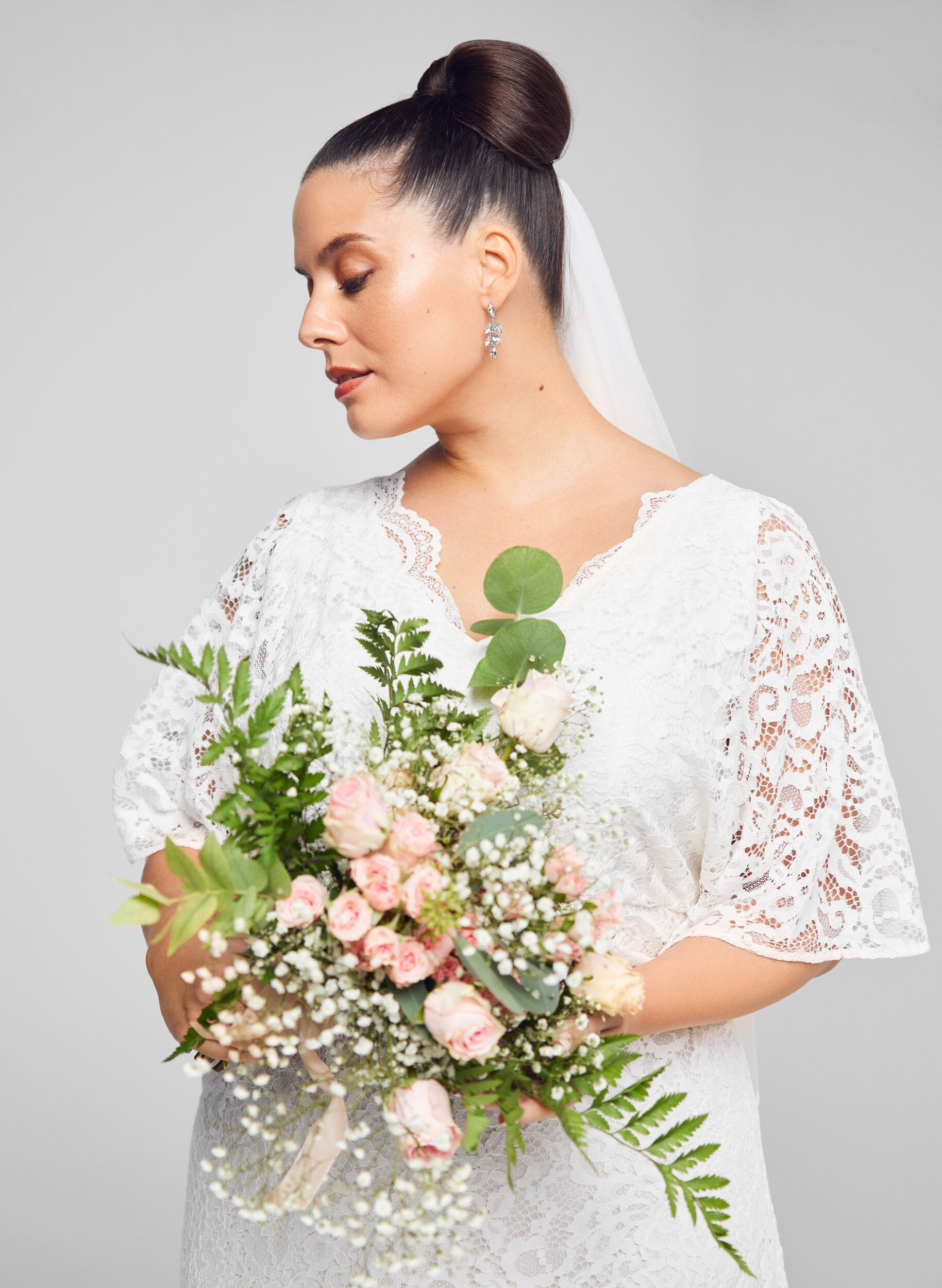 Zizzi Brudkl&auml;nning i spets med slits, Star White, Image image number 0