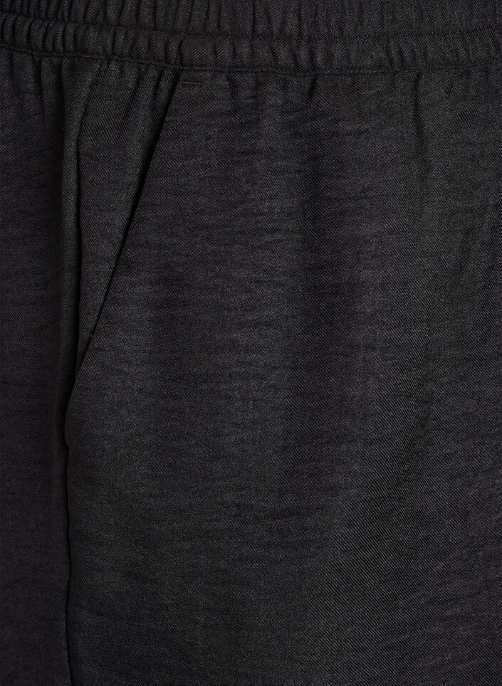 Shorts med fickor och hög midja, Svart, Packshot image number 2