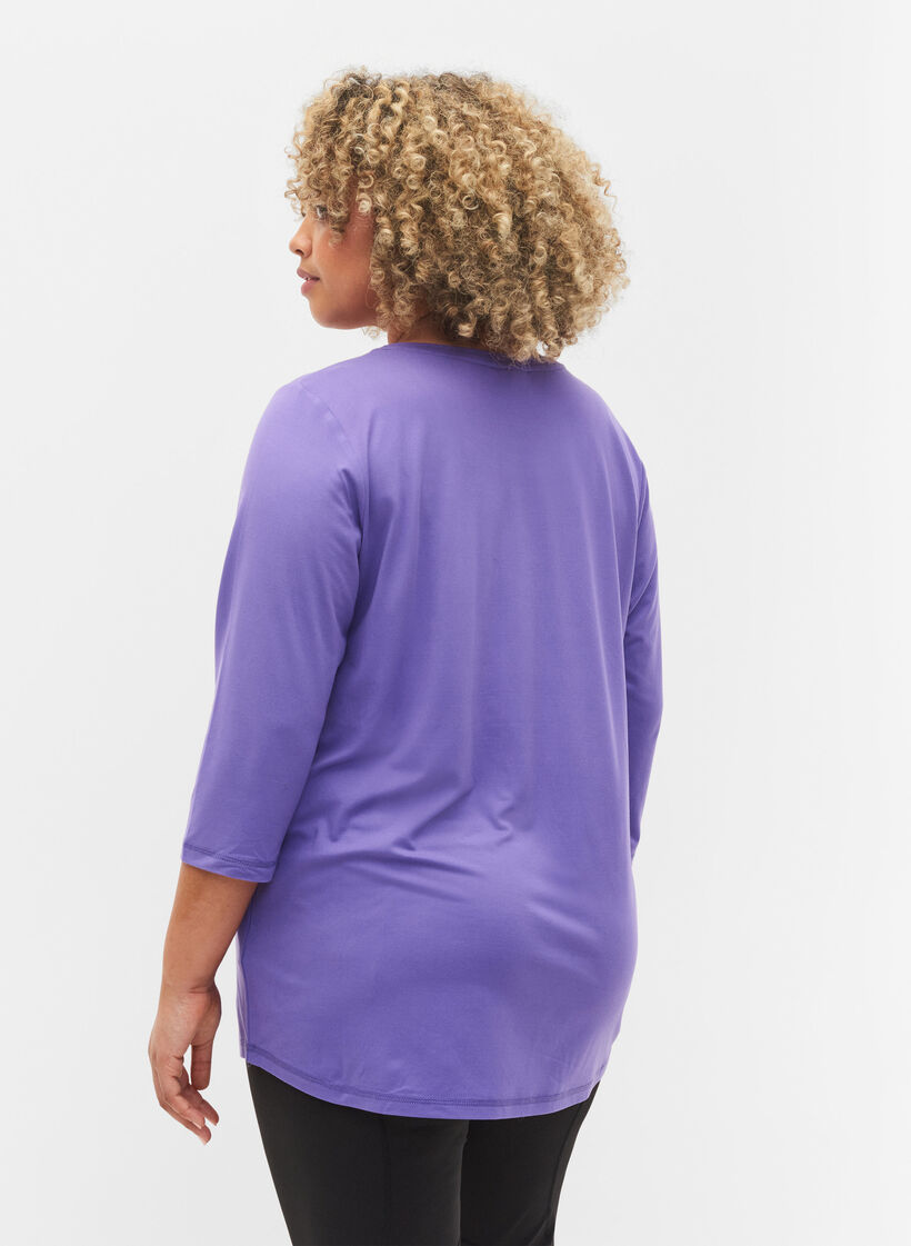 Tr&auml;ningstr&ouml;ja med 3/4 &auml;rmar, Lila, Model image number 2