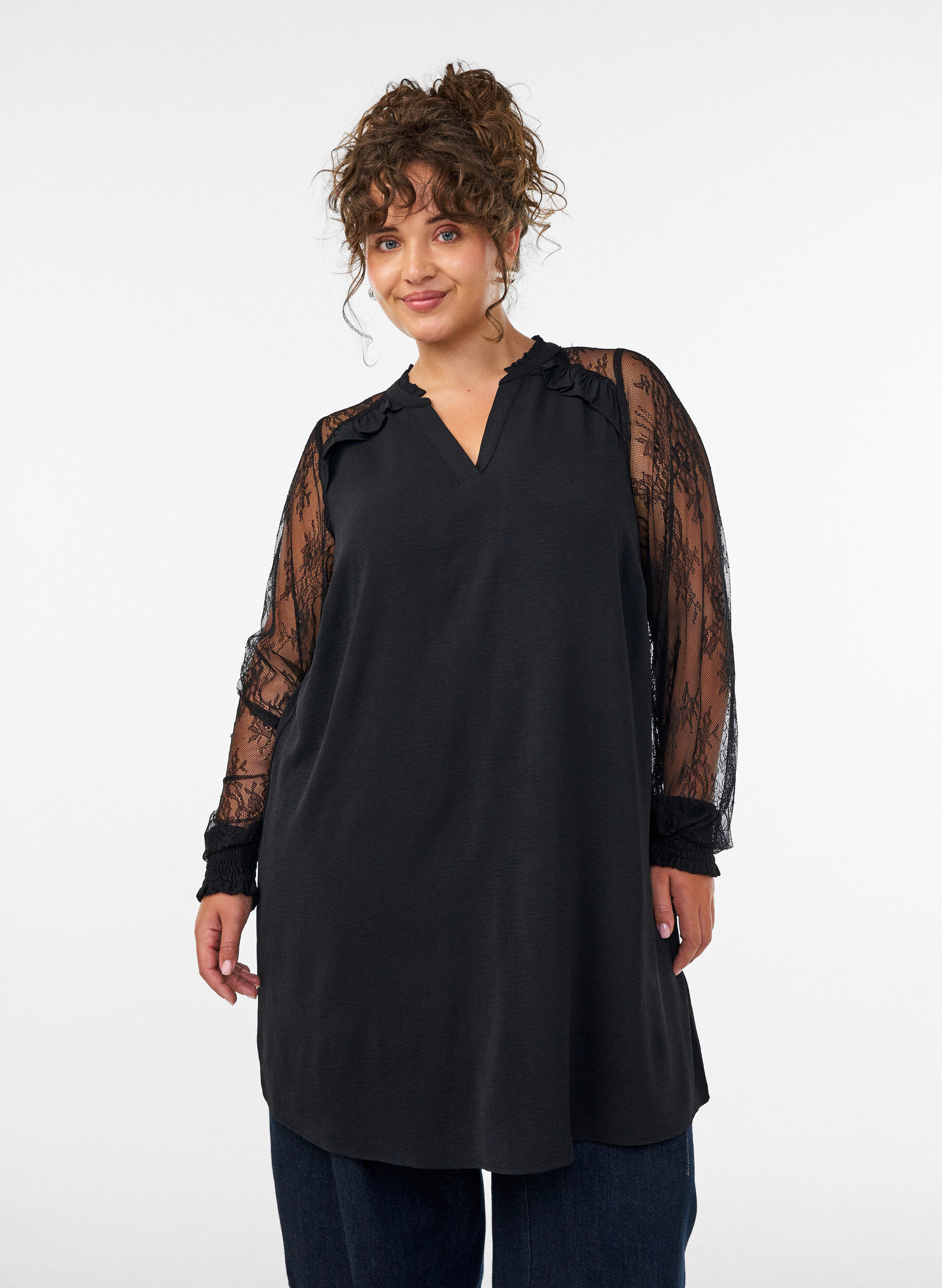 ZizziTunika med &auml;rmar i skir spets, Svart, Model image number 0