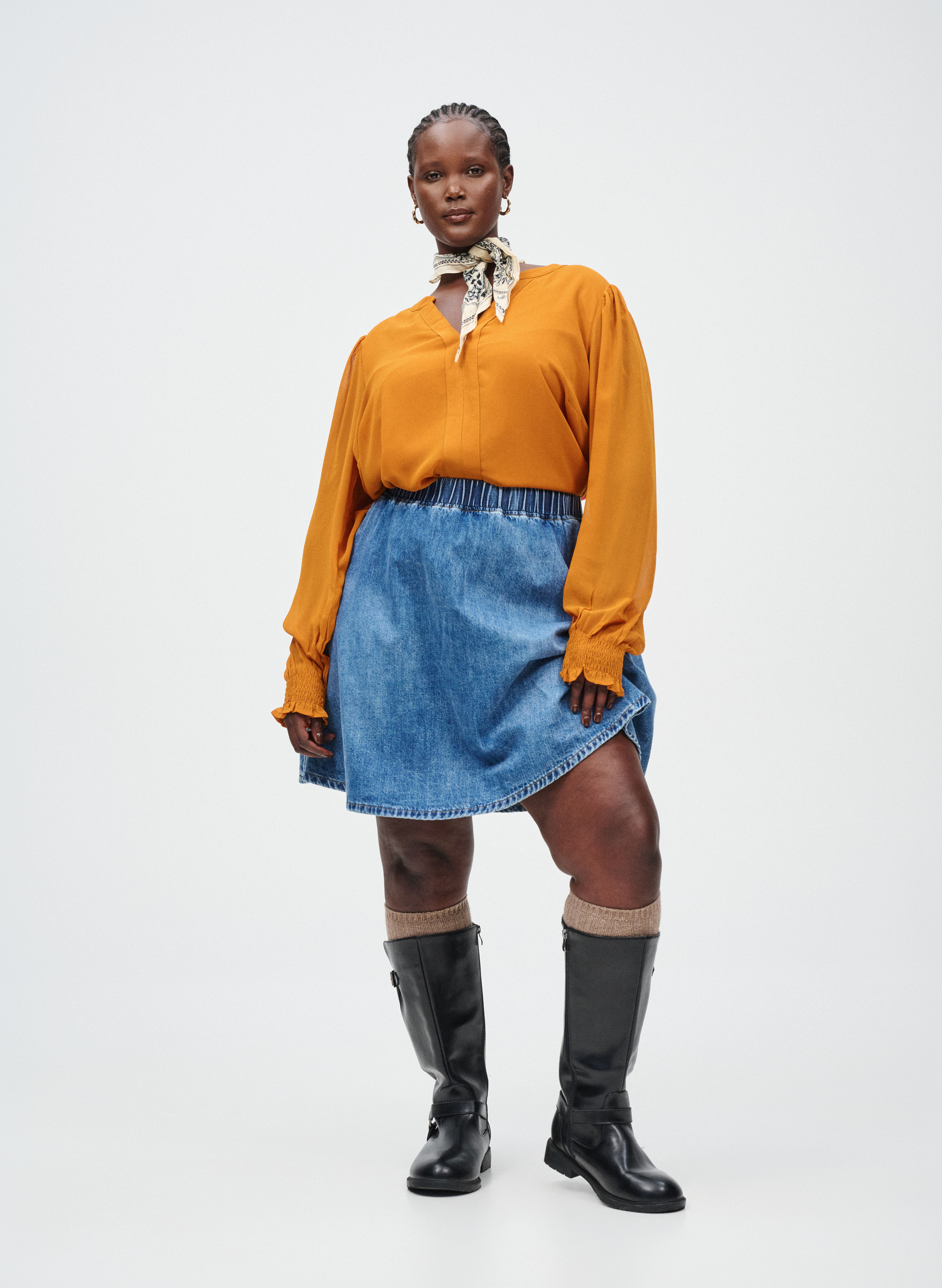 Kjol i jeanstyg, , Model