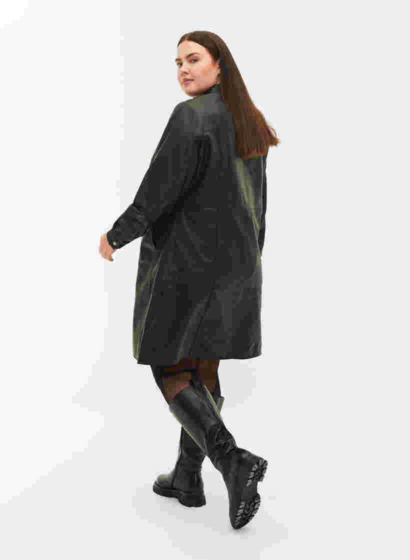 Läderklänning med långa ärmar och knäppning, Black, Model image number 1