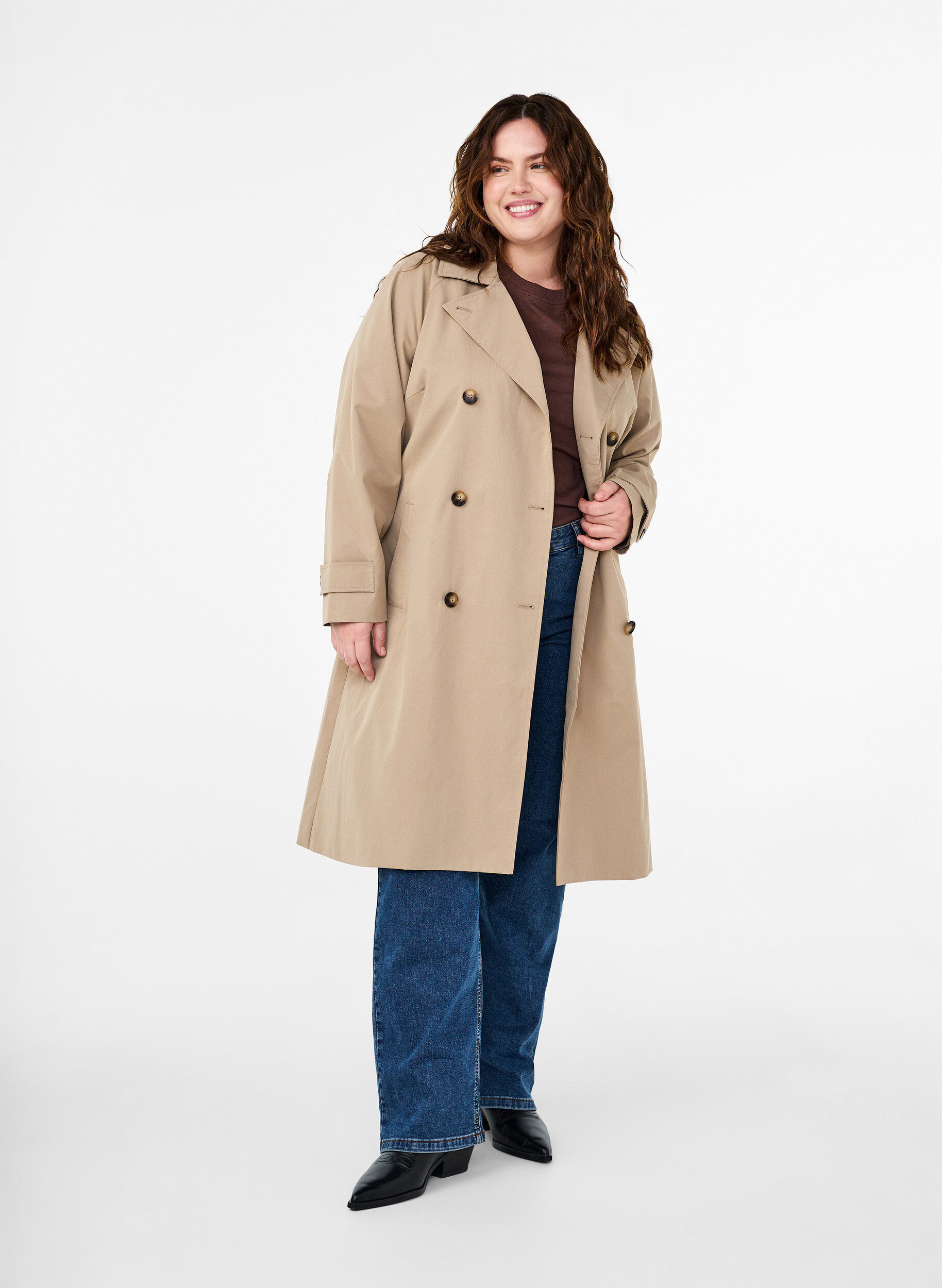 Zizzi Klassisk l&aring;ng trenchcoat med b&auml;lte, Chinchilla, Model image number 3
