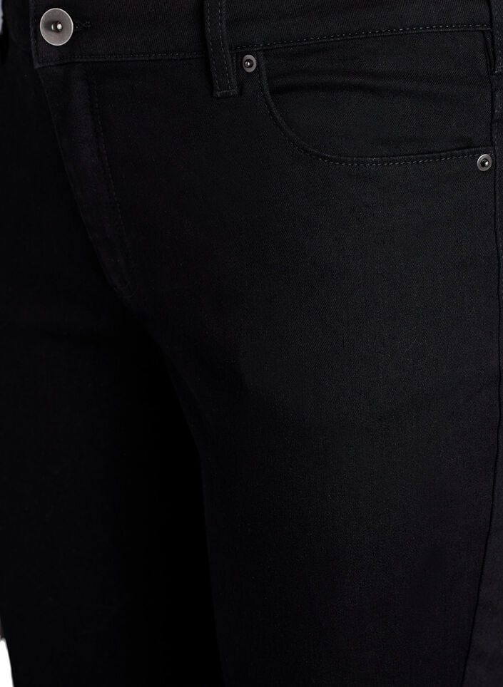 Emily-jeans med smal passform och normal midja, Svart, Packshot image number 2