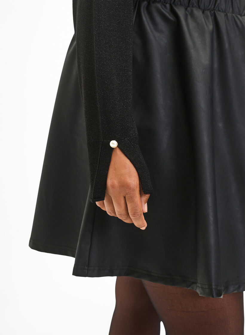 Stickad blus i viskos med glitter, Black w. DTM Lurex, Model image number 2