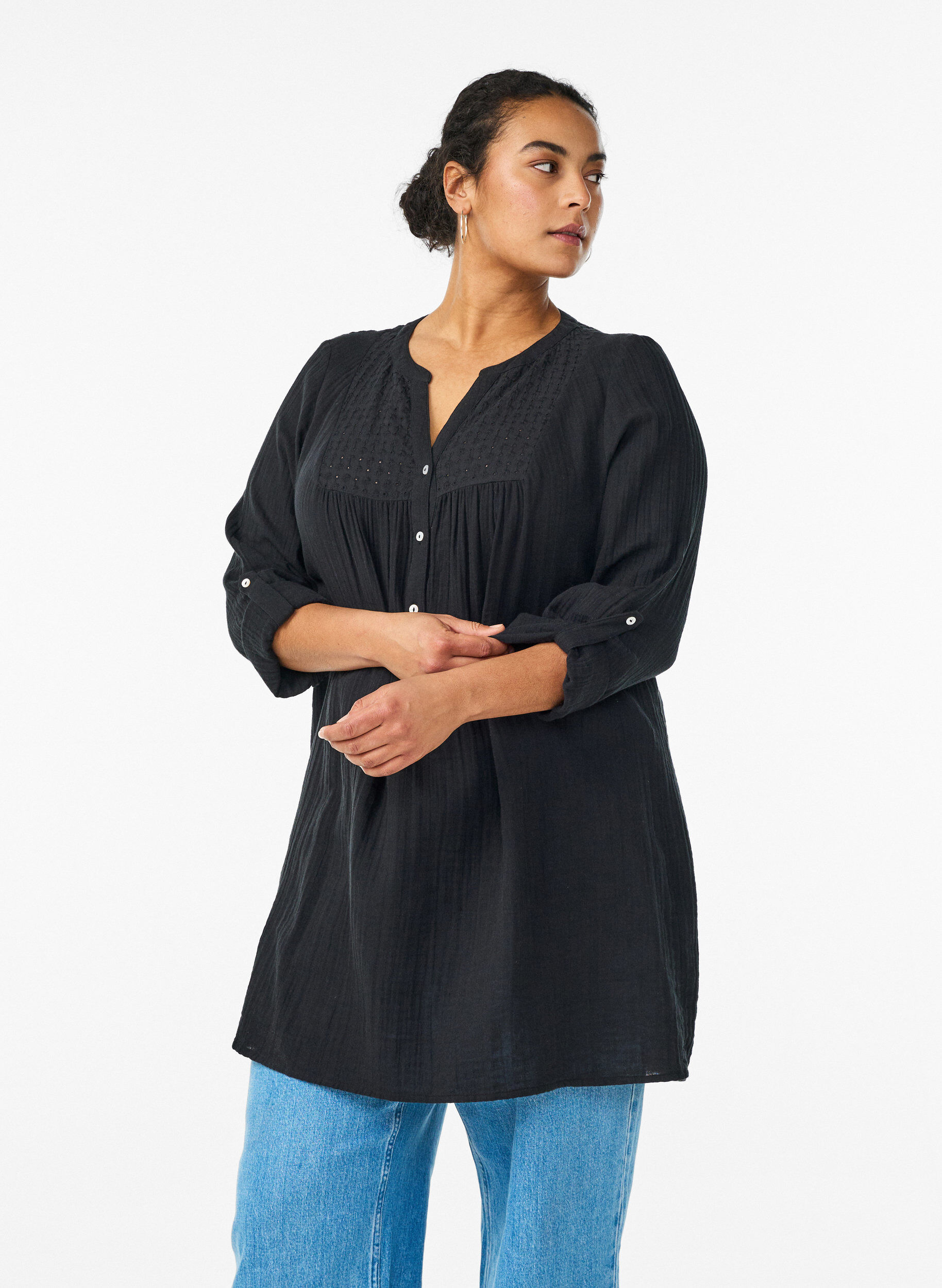 ZizziTunika i bomullsmuslin med broderie anglaise, Svart, Model image number 0