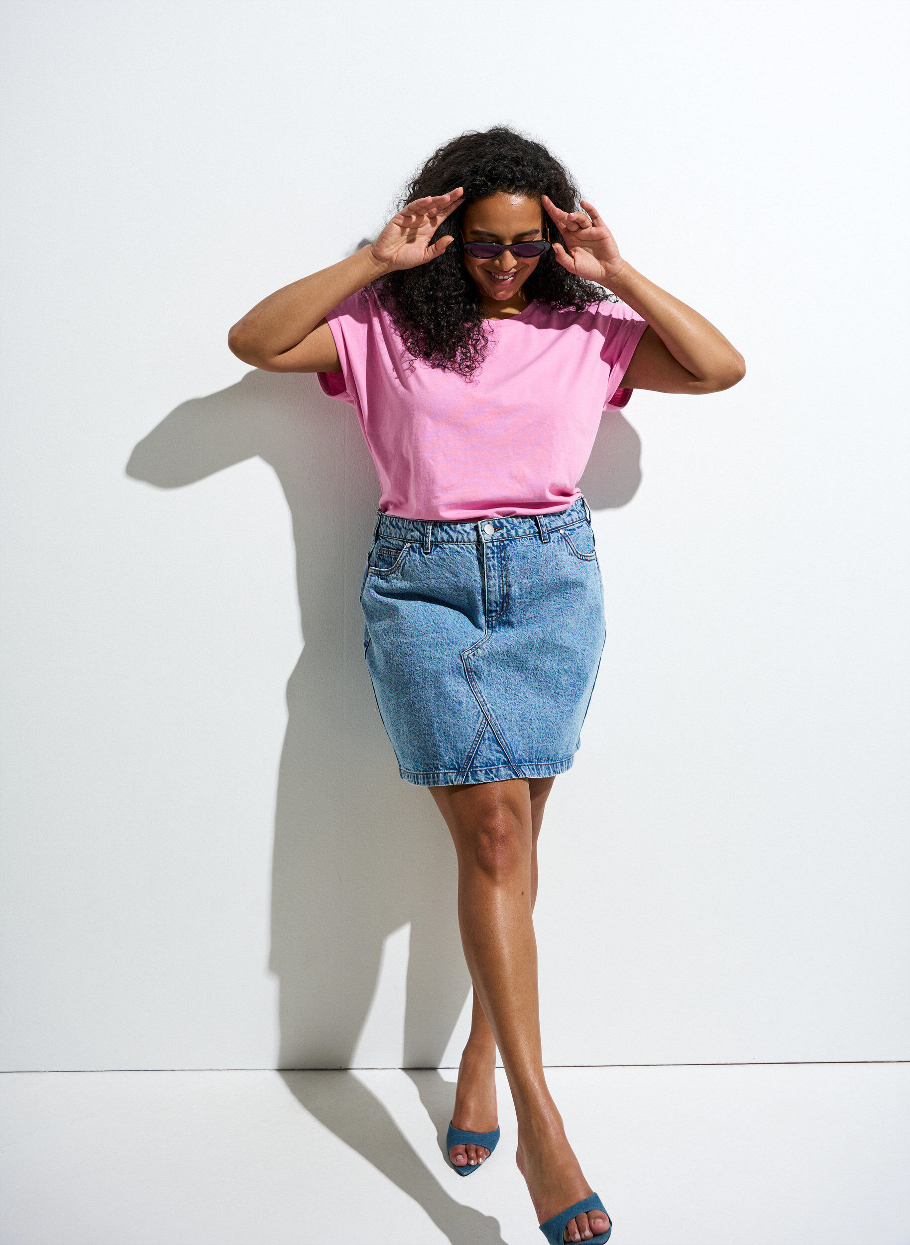 ZizziKort&auml;rmad t-shirt i bomullsmix, Rosa, Image image number 0