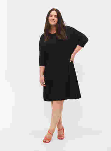 Stickad klänning i viskos och 3/4-ärmar, Black, Model image number 2