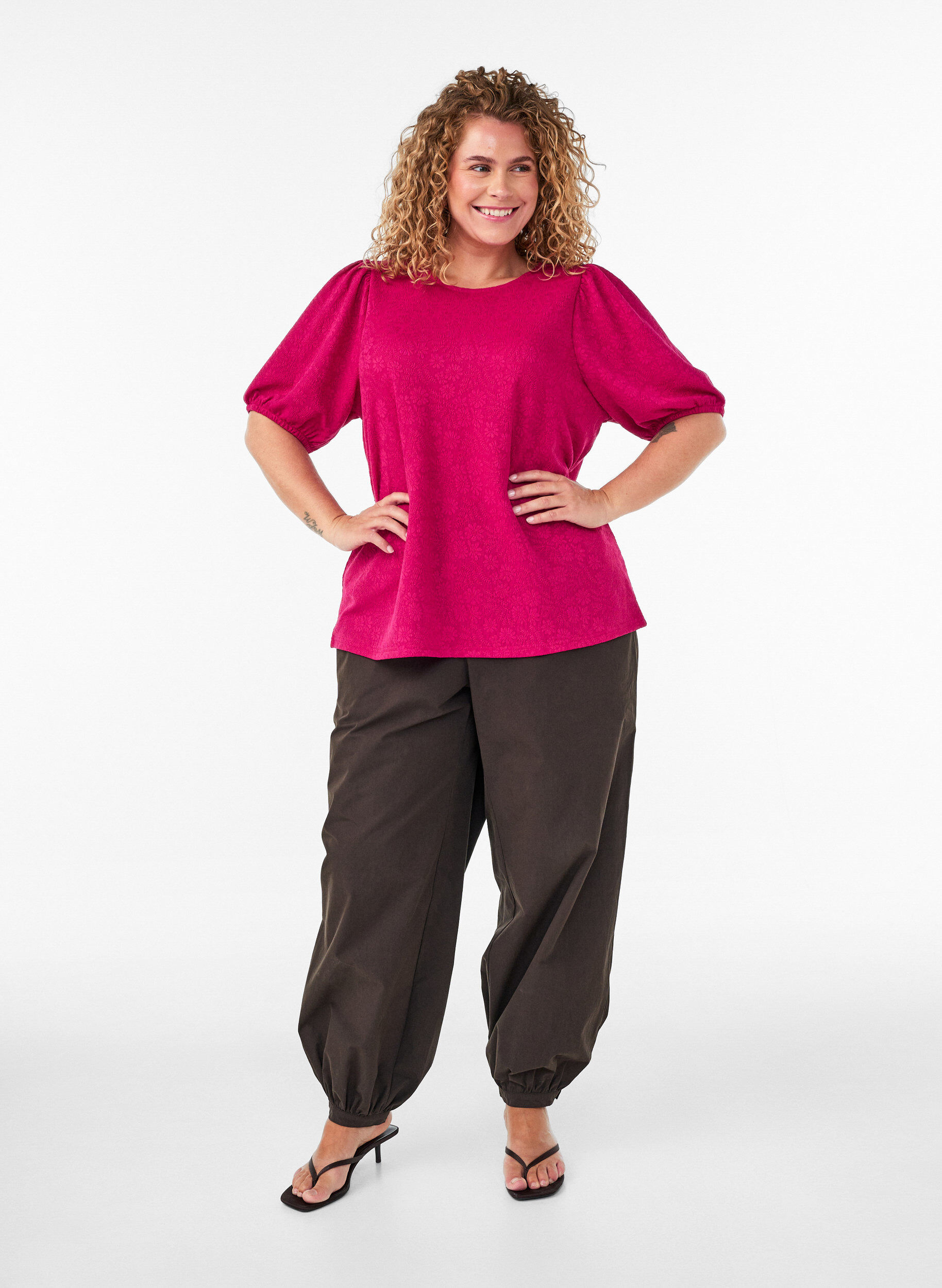 ZizziBlus med struktur och korta &auml;rmar, Rosa, Model image number 1