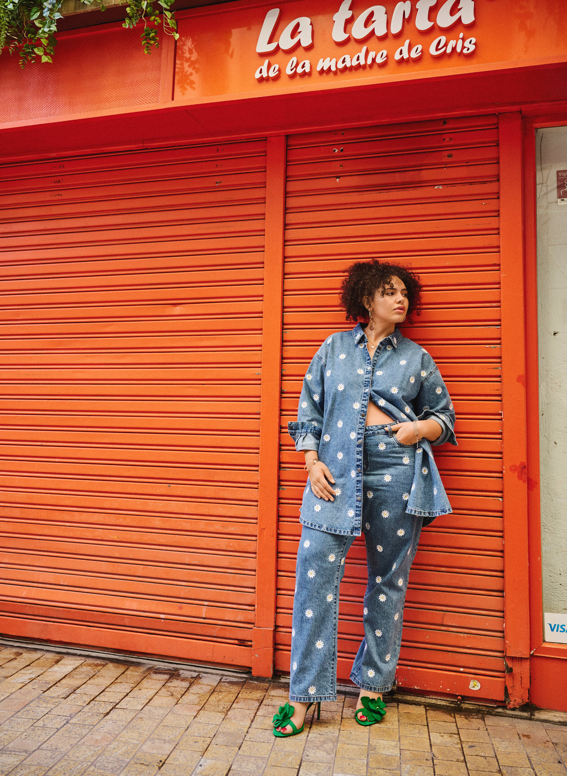 Zizzi Gemma-jeans med h&ouml;g midja och pr&auml;stkragar, Bl&aring;, Image image number 0