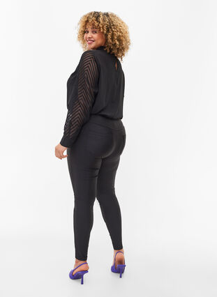 Croppade, glansiga leggings med bakfickor, Black, Model image number 1