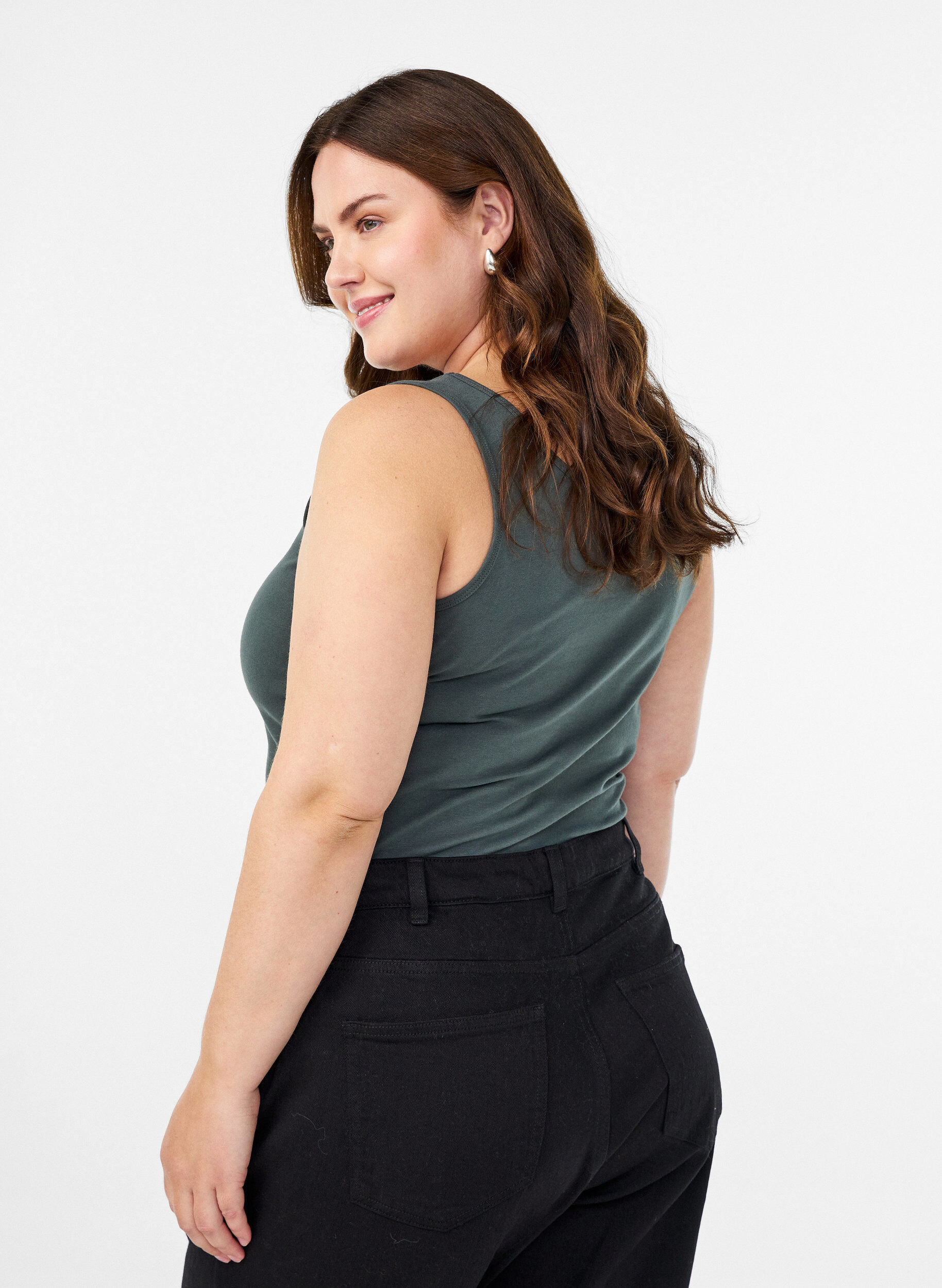 Zizzi Solid f&auml;rg bas topp i bomull, Gr&ouml;n, Model image number 2