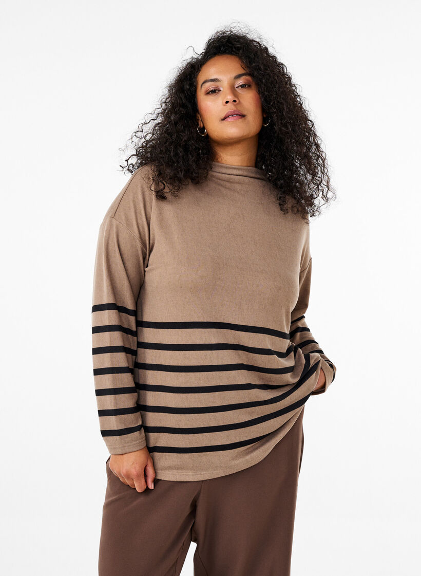 Blus med hög hals och långa ärmar, Beige, Model image number 0