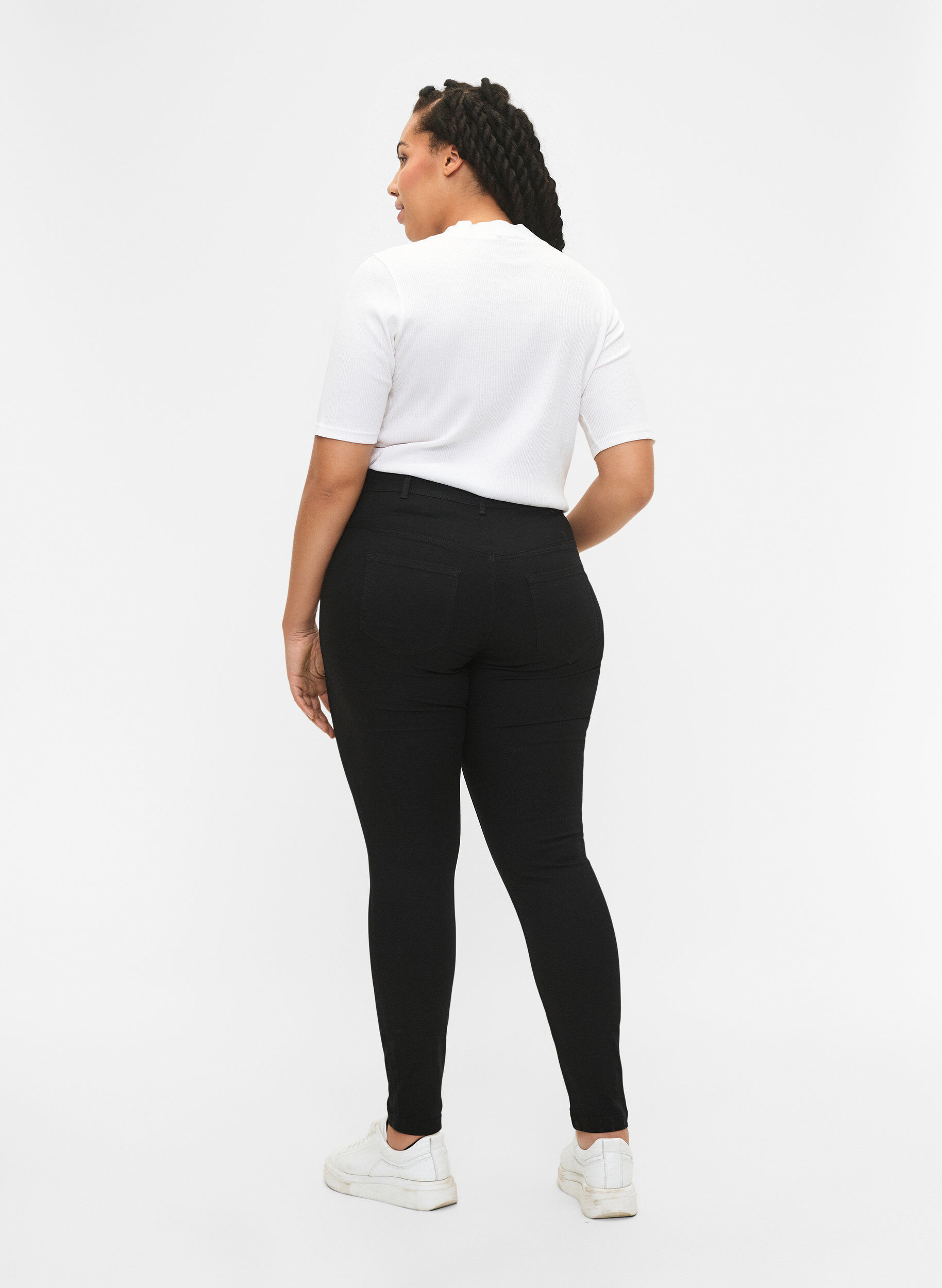 Zizzi Extra slim Amy jeans med h&ouml;g midja, Svart, Model image number 1