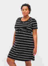 Randig gravidklänning i viskos, Black Grey Stripe, Model