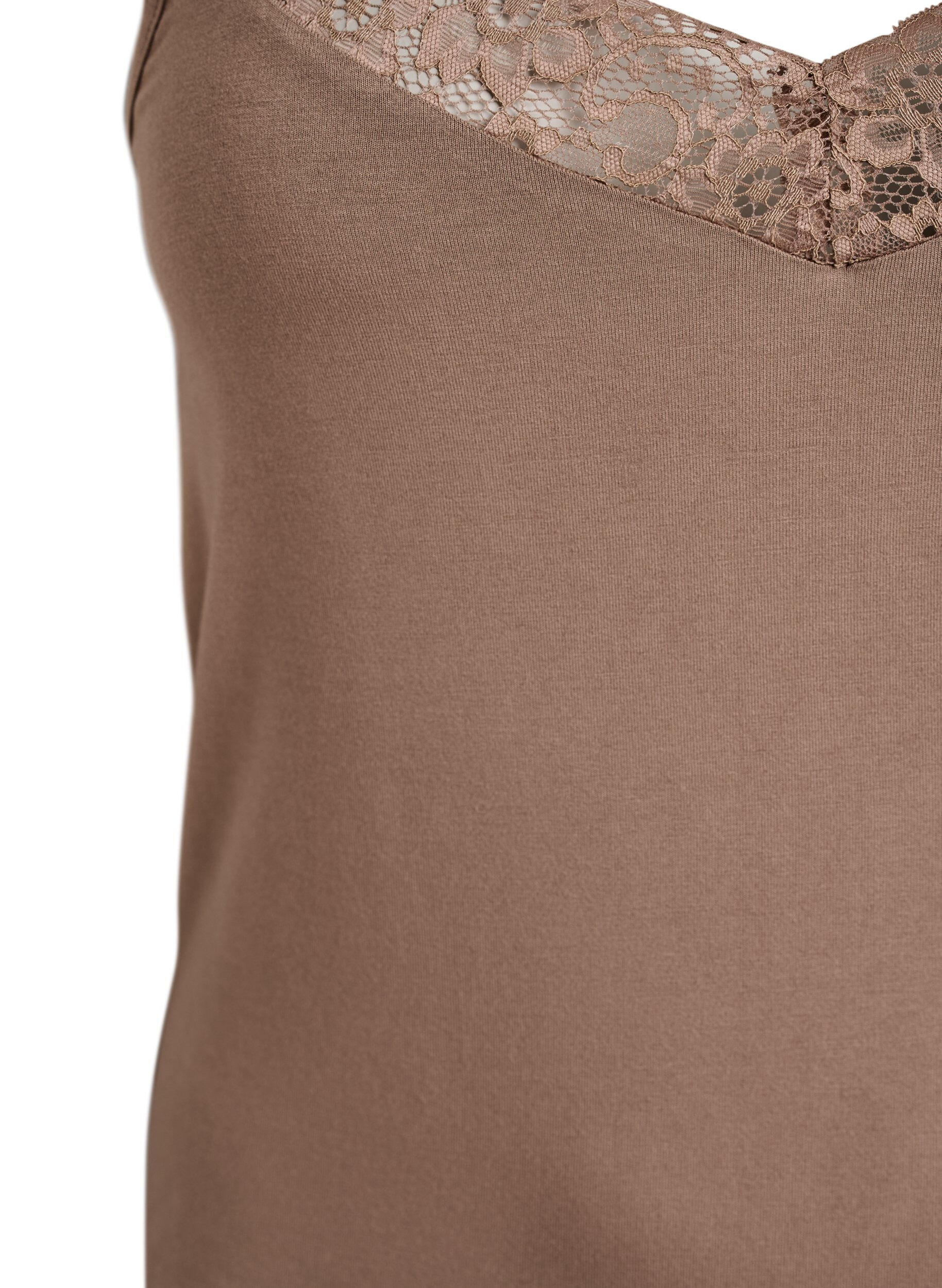 ZizziTopp i viskos med spetskant, Beige, Packshot image number 2