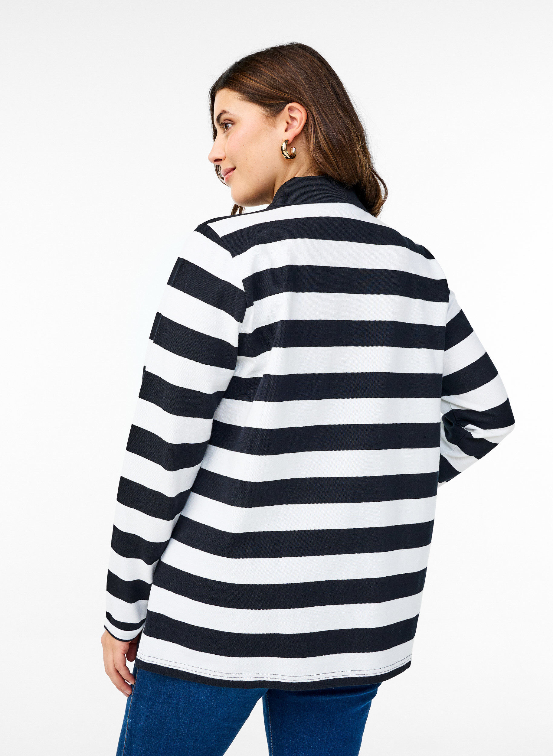 Zizzi Randig pik&eacute;tr&ouml;ja med l&aring;nga &auml;rmar, Svart, Model image number 2