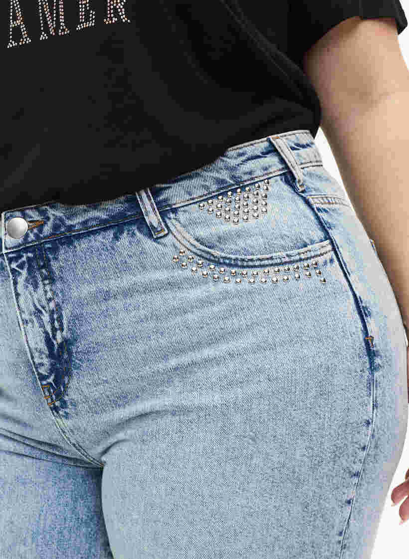 Ankellånga Vera jeans med nitar, Light blue denim, Model image number 3