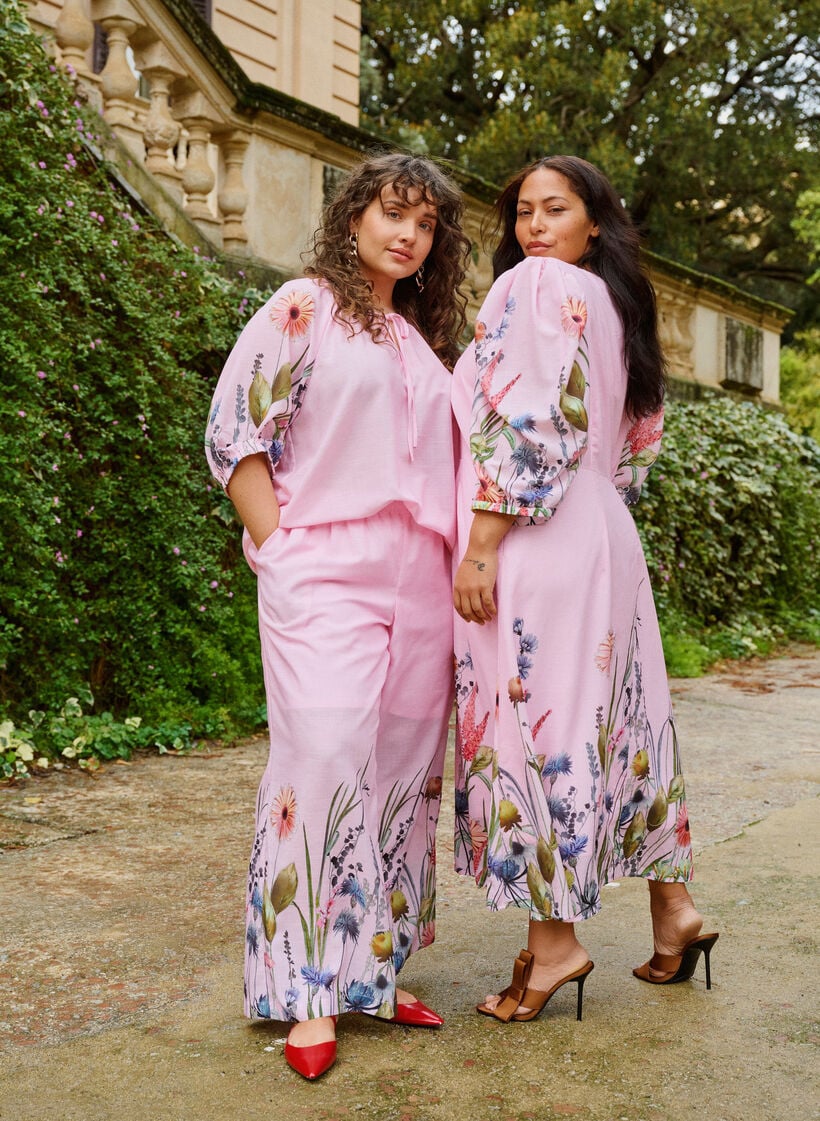 Byxor med blommigt m&ouml;nster och vida ben, Rosa, Image