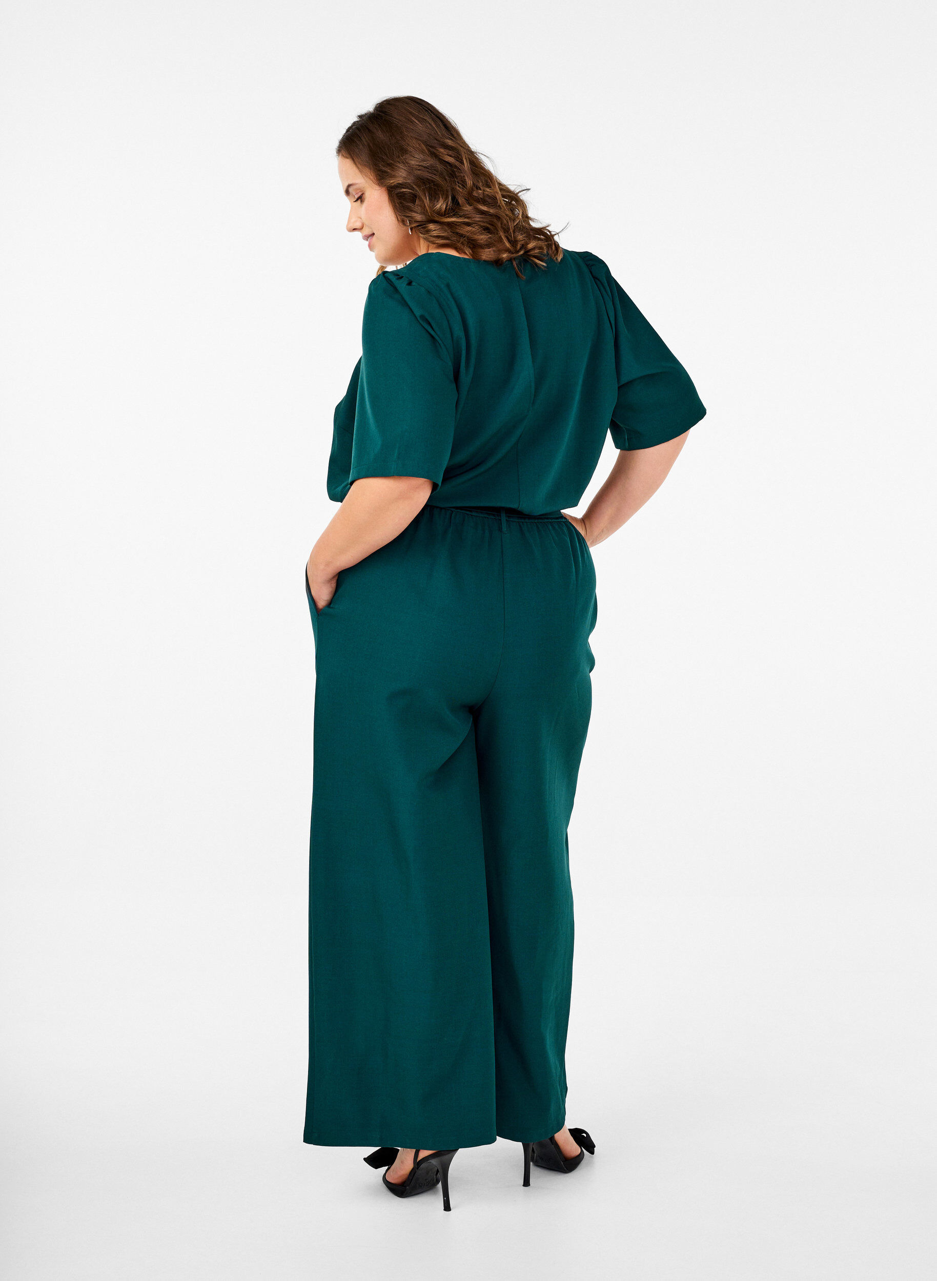 Zizzi Jumpsuit med sk&auml;rp och korta &auml;rmar, Sea Moss Melange, Model image number 1