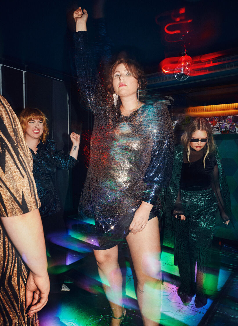 Paljettklänning med puffärm, Evening Blue Cobber, Image image number 1