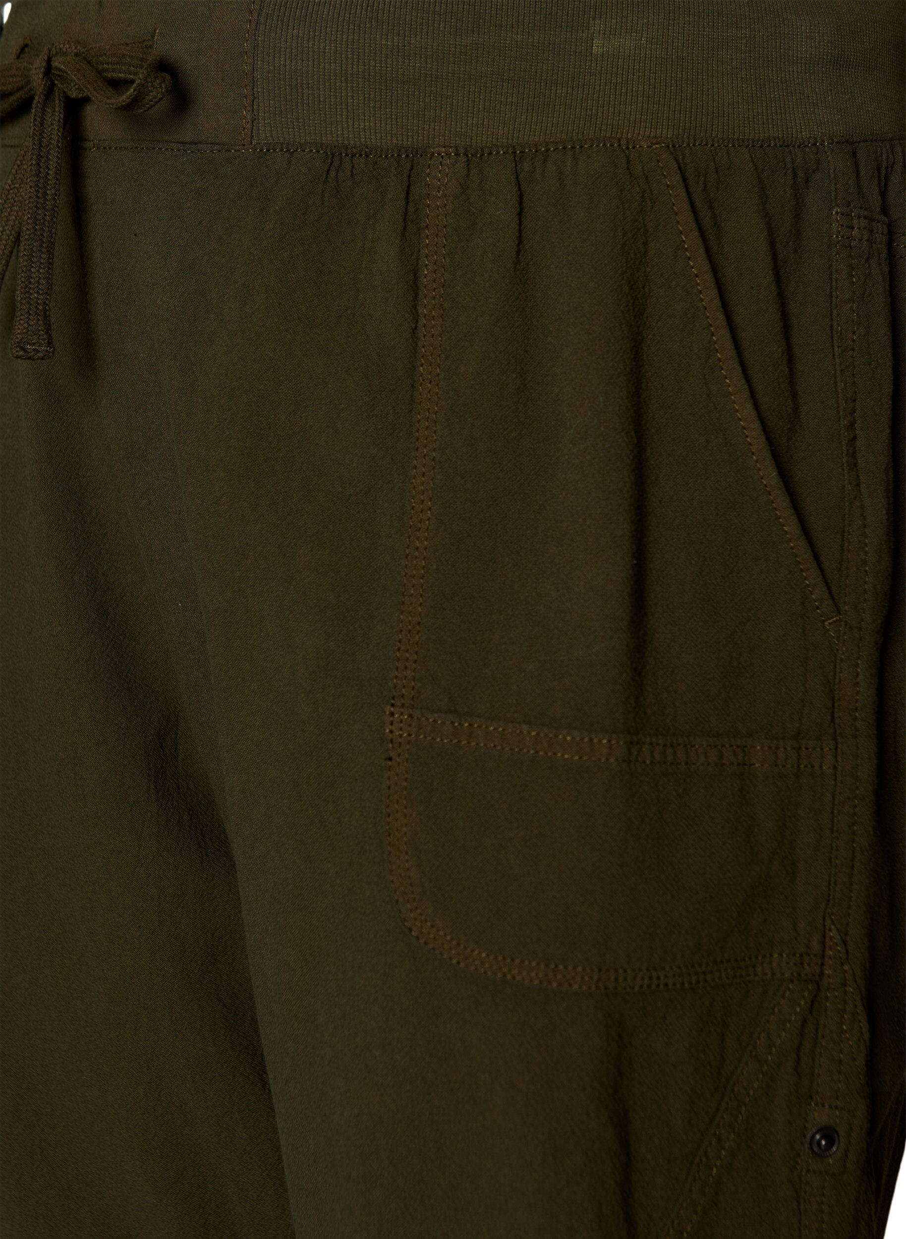 ZizziL&ouml;sa shorts i bomull med fickor, Gr&ouml;n, Packshot image number 2