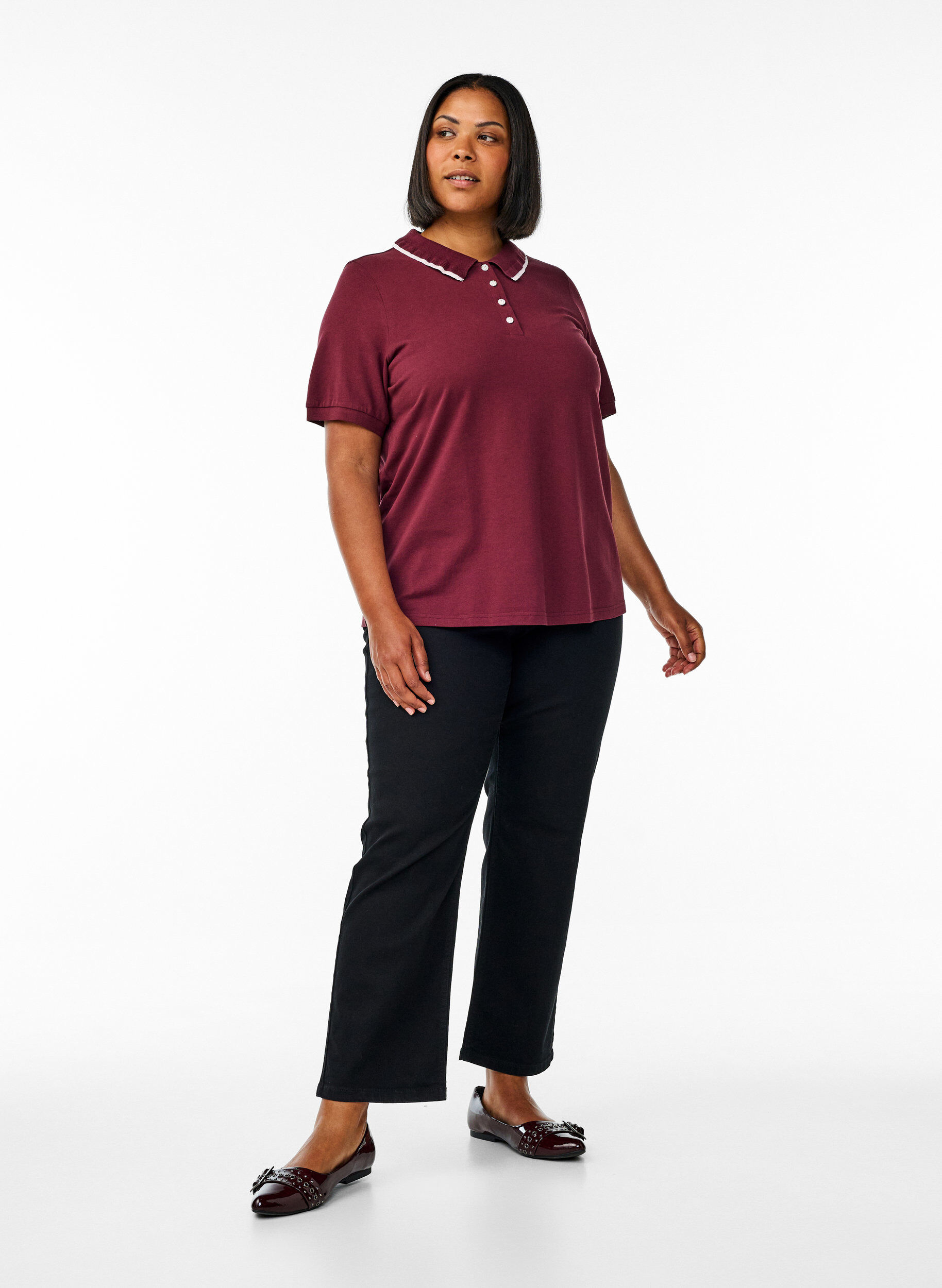 Zizzi Pik&eacute;tr&ouml;ja med strassknappar och volangdetalj, R&ouml;d, Model image number 1