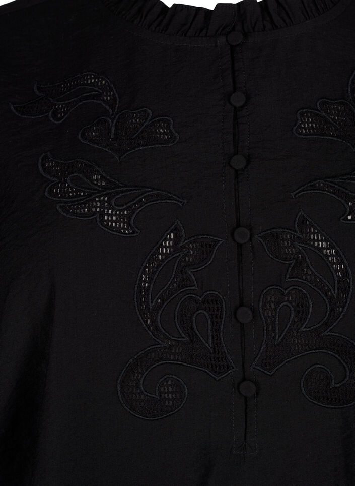 Blus med volanger och Broderie anglaise, Black, Packshot image number 2
