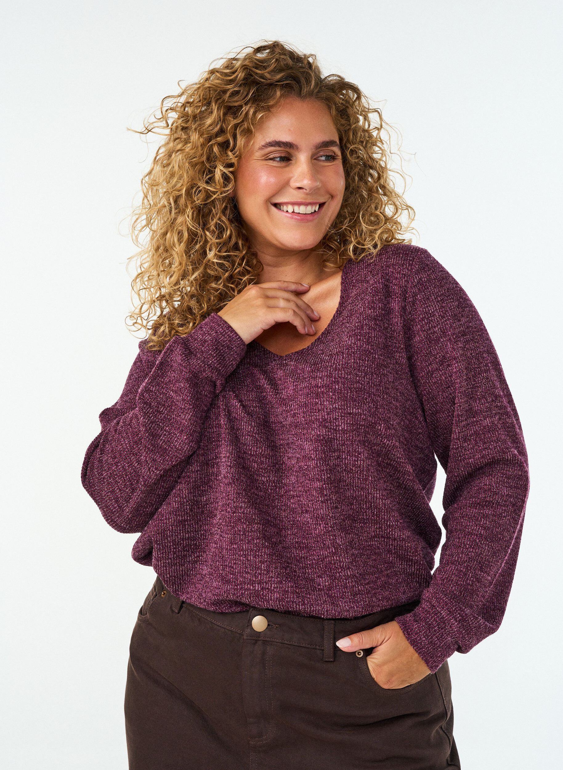 ZizziBlus i jersey med v-ringning och l&aring;nga &auml;rmar, M&ouml;rk Bordeaux, Model image number 0
