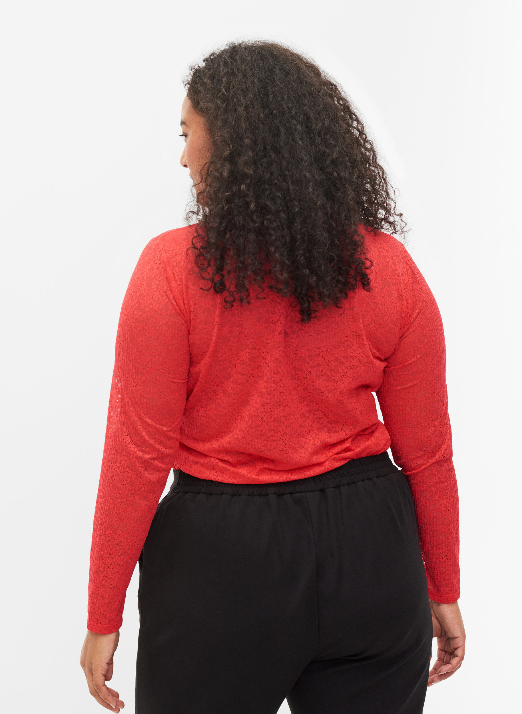 Zizzi L&aring;ng&auml;rmad spetsblus med kroppsn&auml;ra passform, Hibiscus, Model image number 1