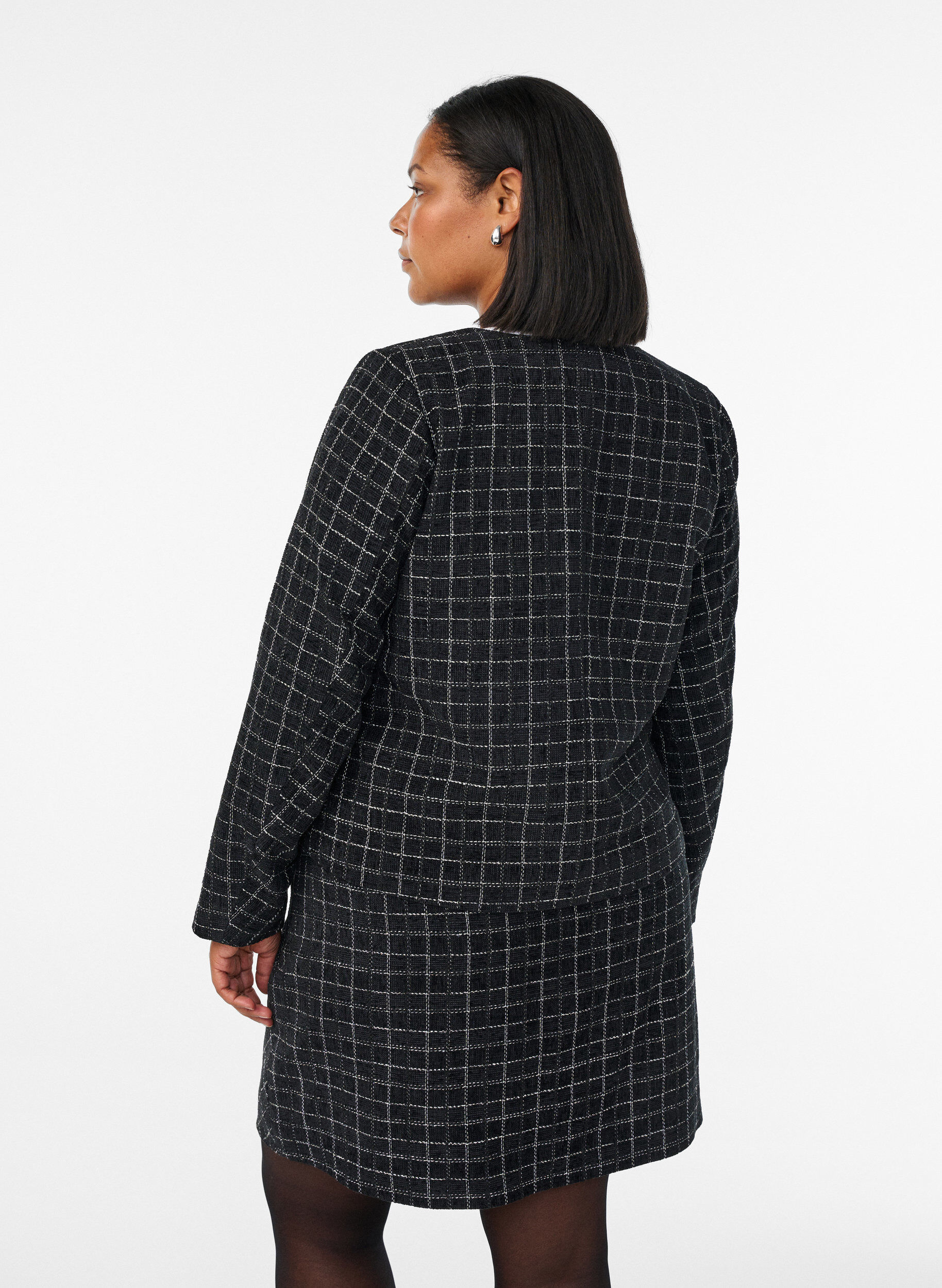 Zizzi Rutig kjol, Svart, Model image number 2