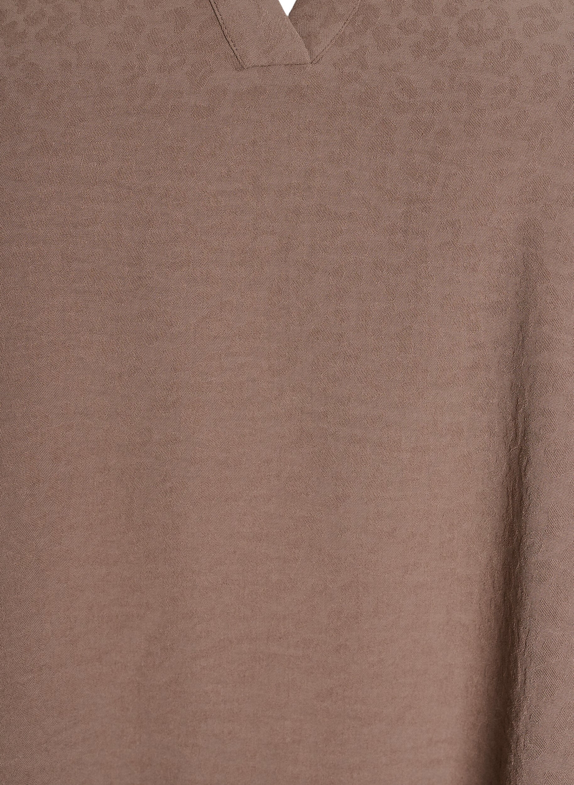 Zizzi Blus med korta volang&auml;rmar och V-ringning, Brun, Packshot image number 2