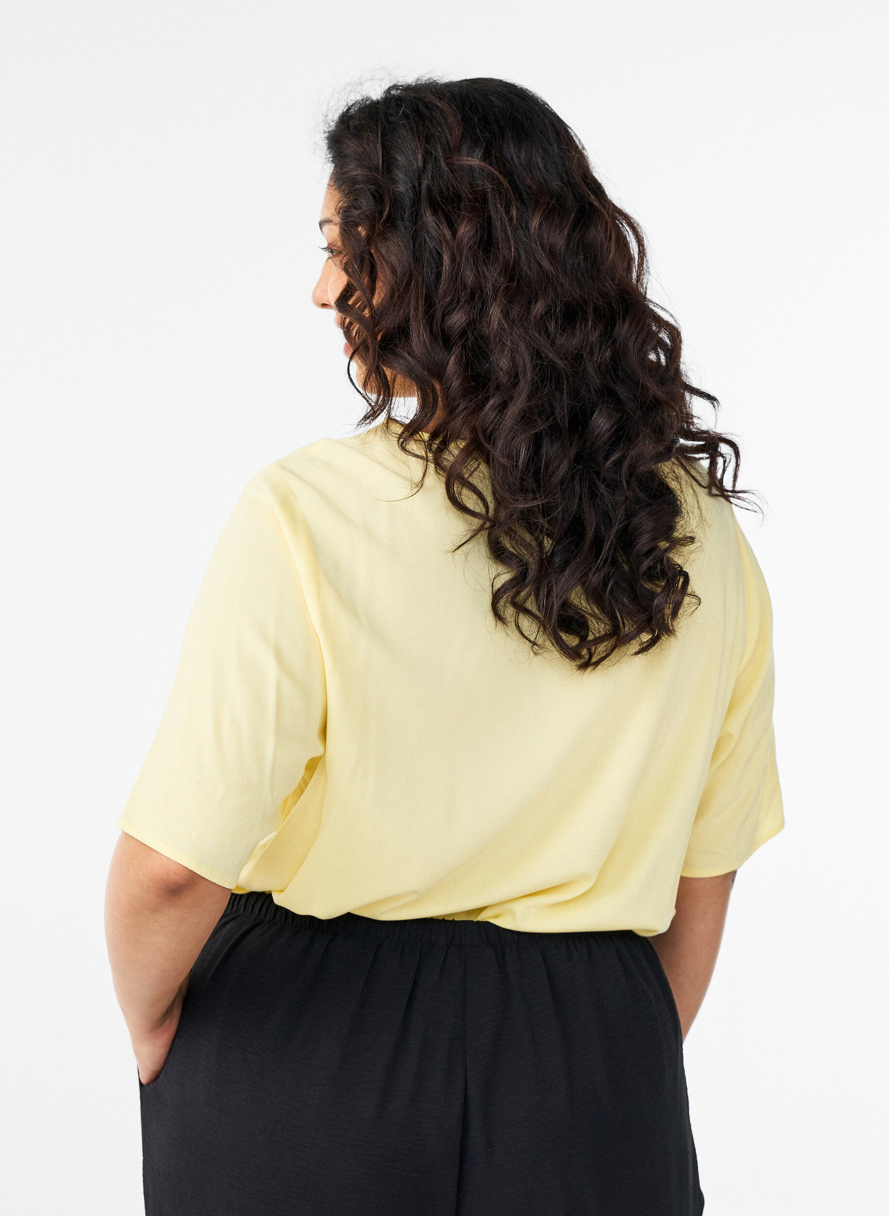 ZizziKort&auml;rmad v&auml;vd blus med rund hals, Gul, Model image number 2