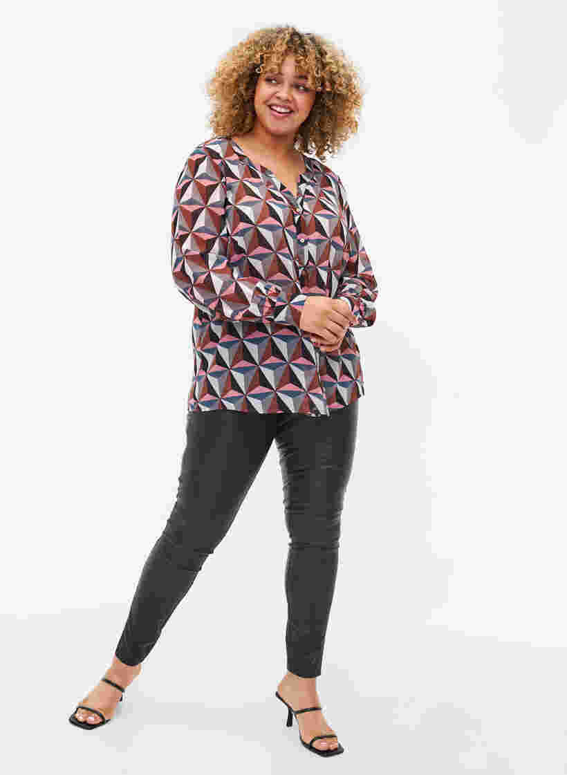 Skjorta med v-ringning och mönster, Graphic Pink, Model image number 2