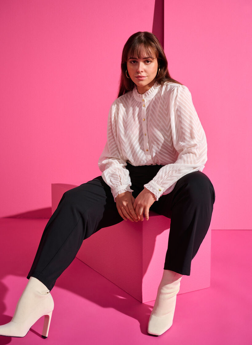 Skjortblus med volanger och mönstrad textur, Snow White, Image image number 0