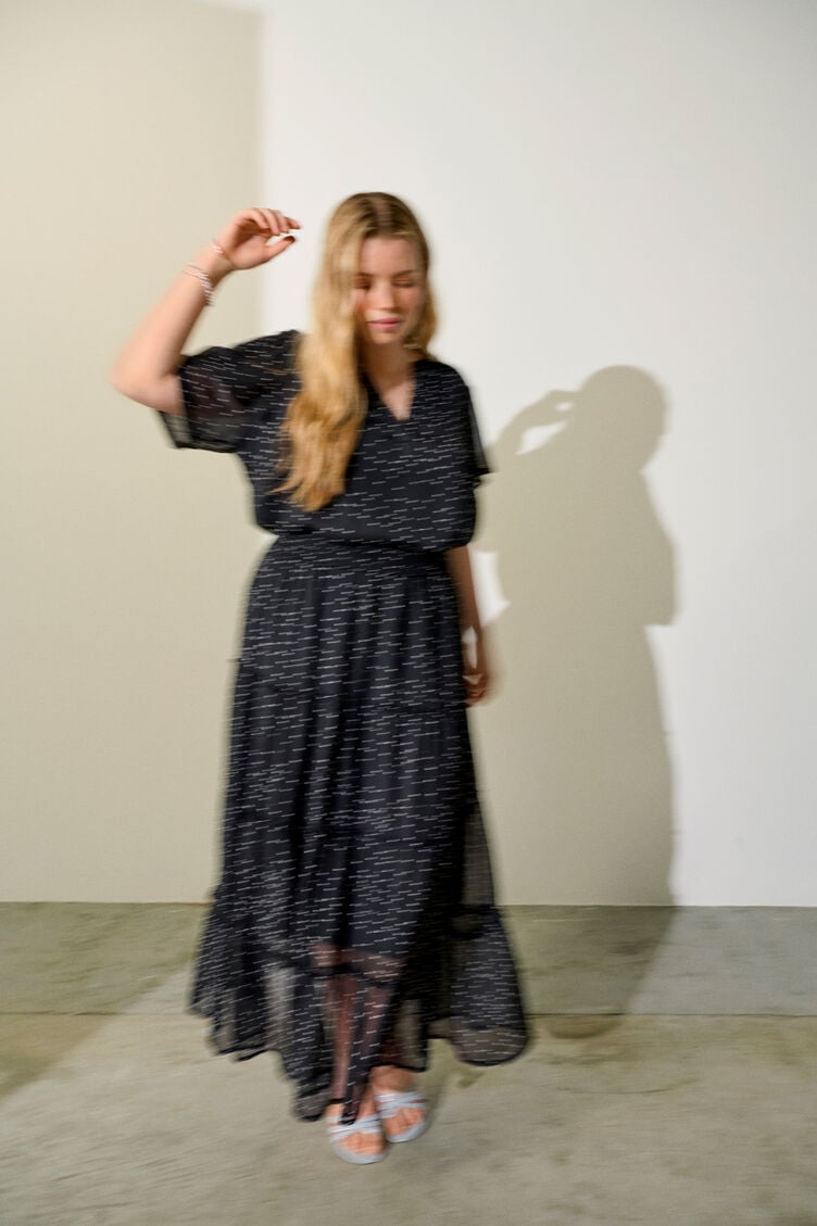 Svart set med prickar, , Model