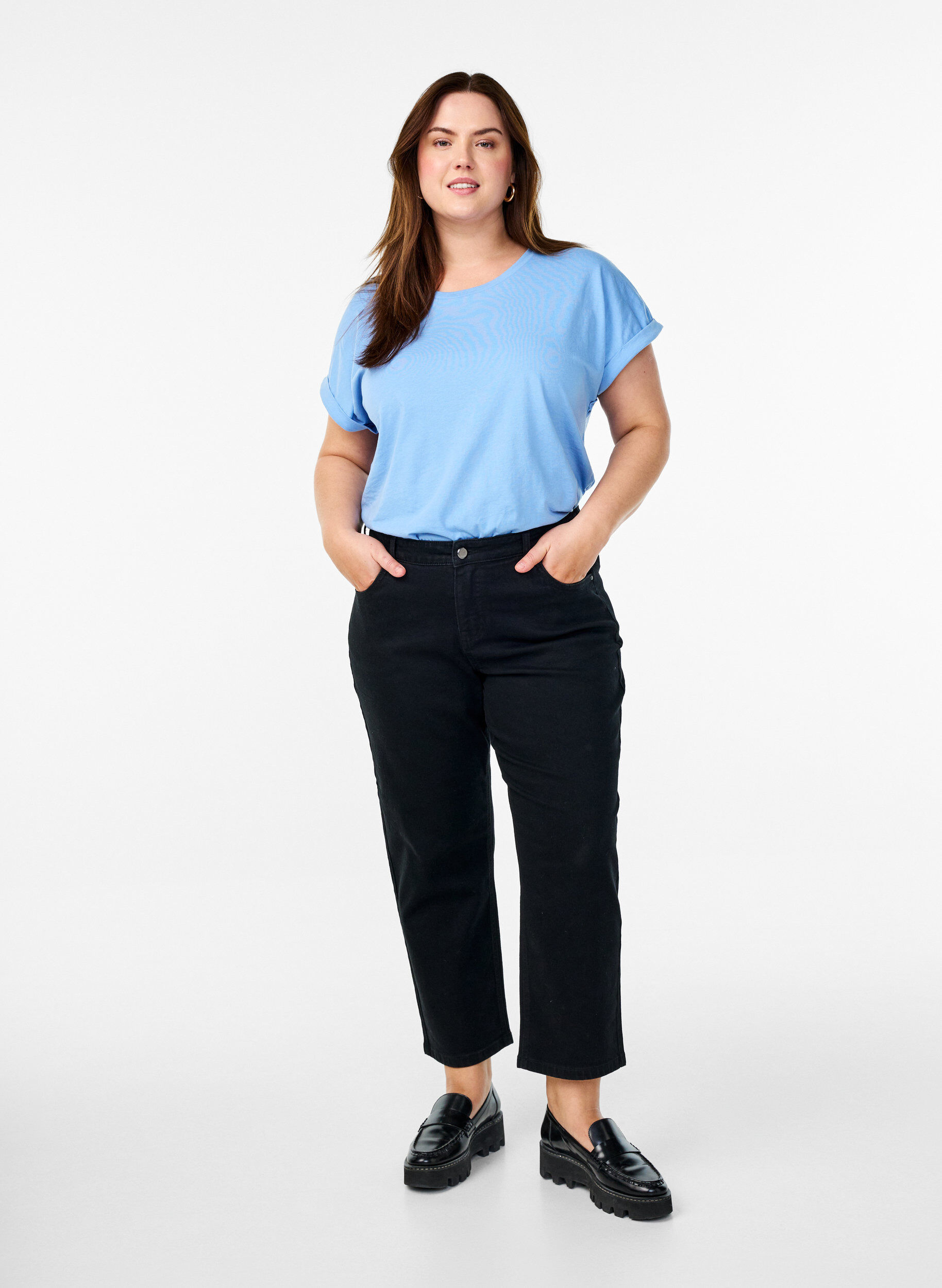 Croppade Vera-jeans med raka ben, Svart, Model