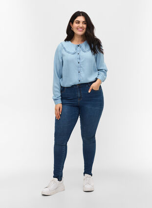 Skjorta med stor krage och volanger, Light blue denim, Model image number 2