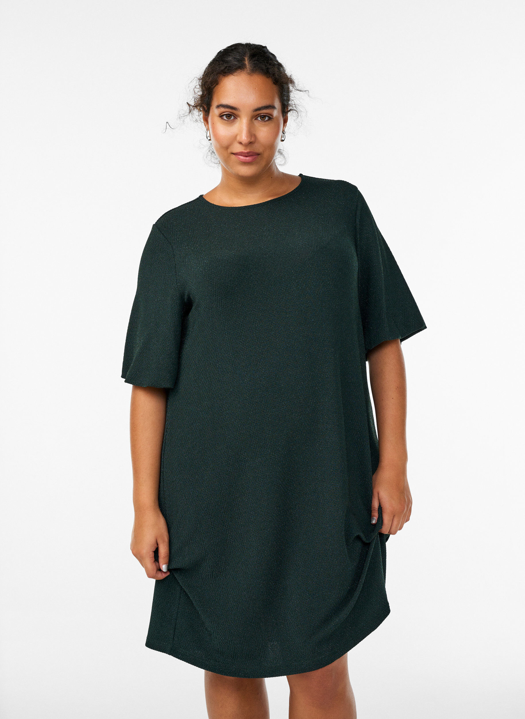 Kort kl&auml;nning med glitterm&ouml;nster, Gr&ouml;n, Model