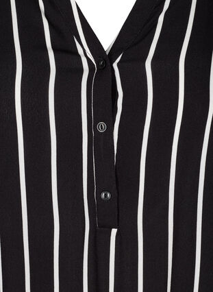 Randig blus i viskos, Black White stripe, Packshot image number 2