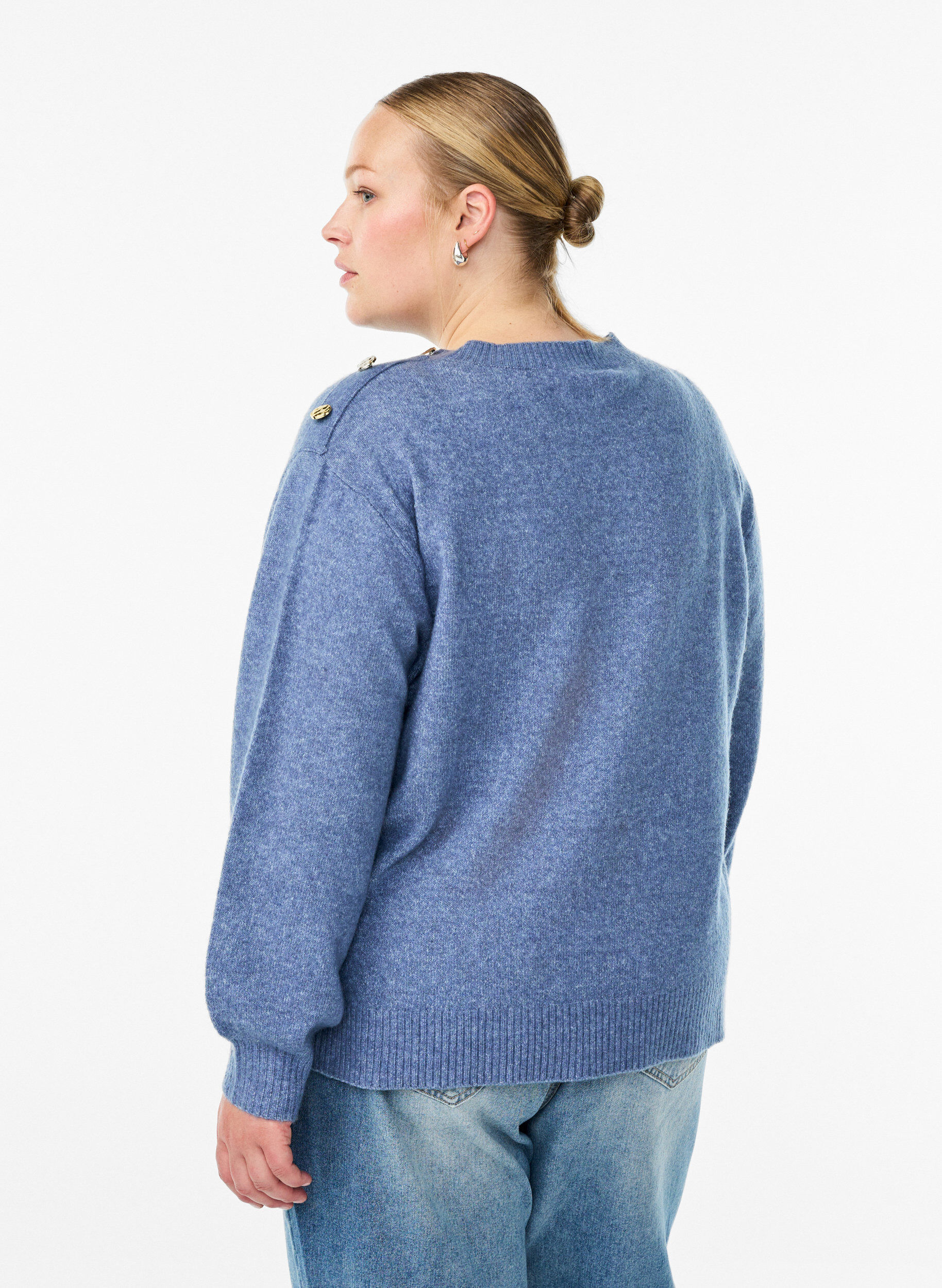 ZizziStickad blus med knappdetalj, Bl&aring;, Model image number 2
