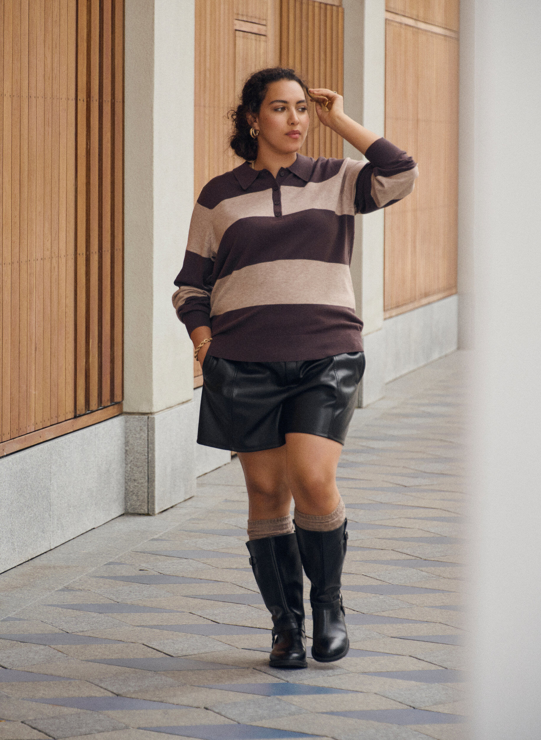 Zizzi Stickad blus med krage, Brun, Image image number 0