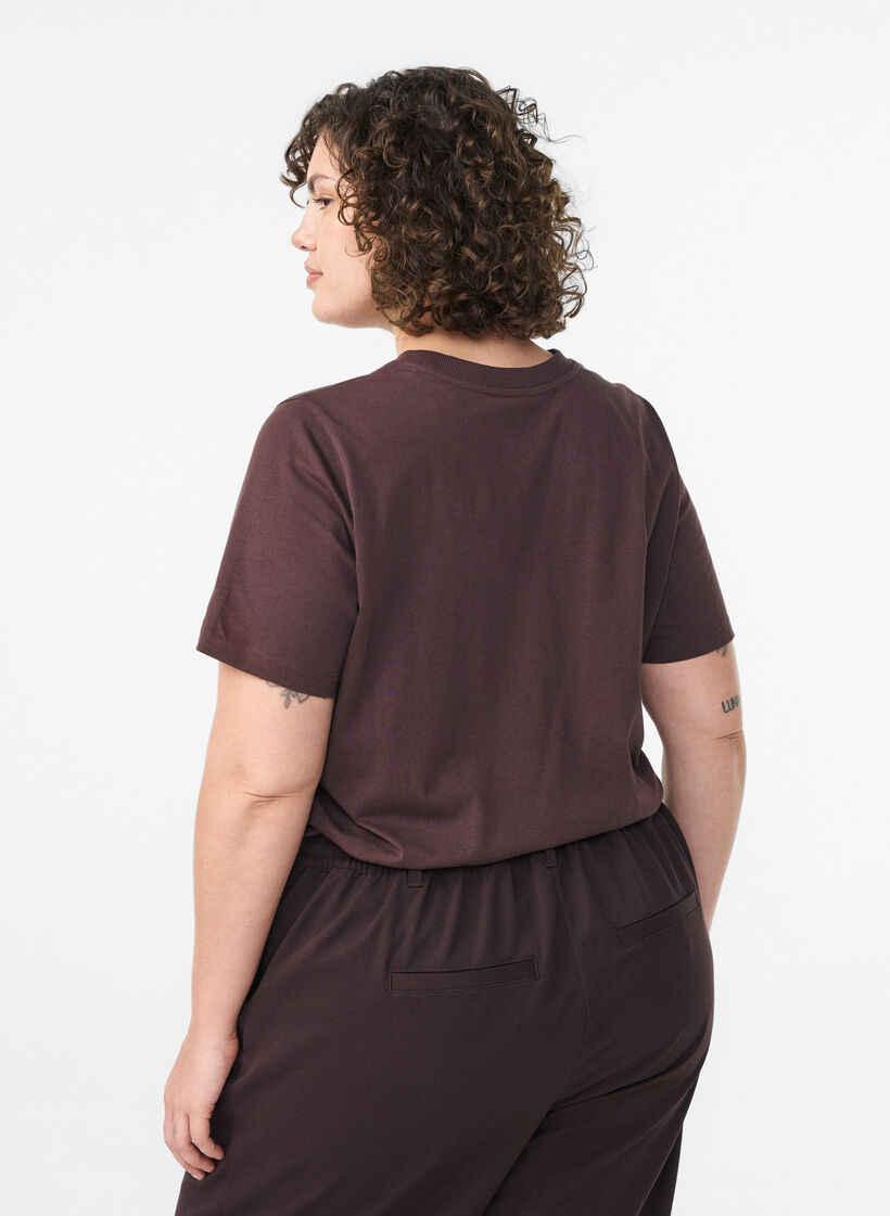 Enkel t-shirt i bomull med rund halsringning, Brun, Model image number 2