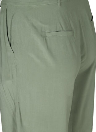 Långa shorts i viskos, Agave Green, Packshot image number 3