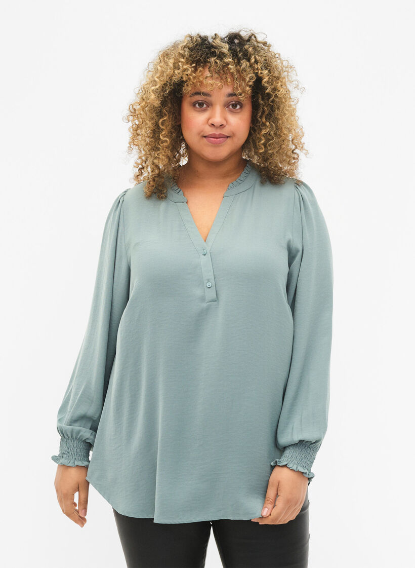 Blus med smock och v-ringning, Chinois Green, Model image number 0