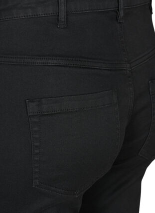 Slim fit Emily shorts med normalhög midja, Black solid, Packshot image number 3